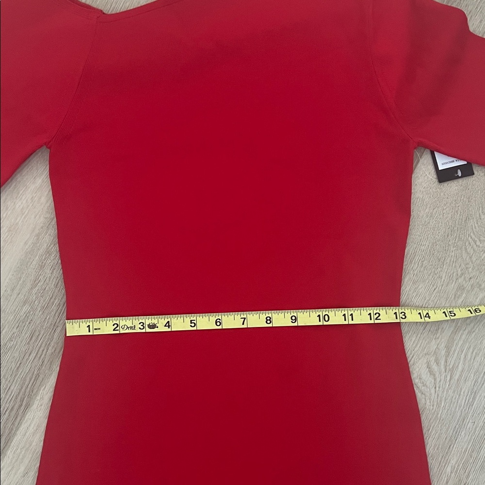 Badgley Mischka NWT red off shoulder, bodycon,cocktail $280 retail- - Picture 8 of 9